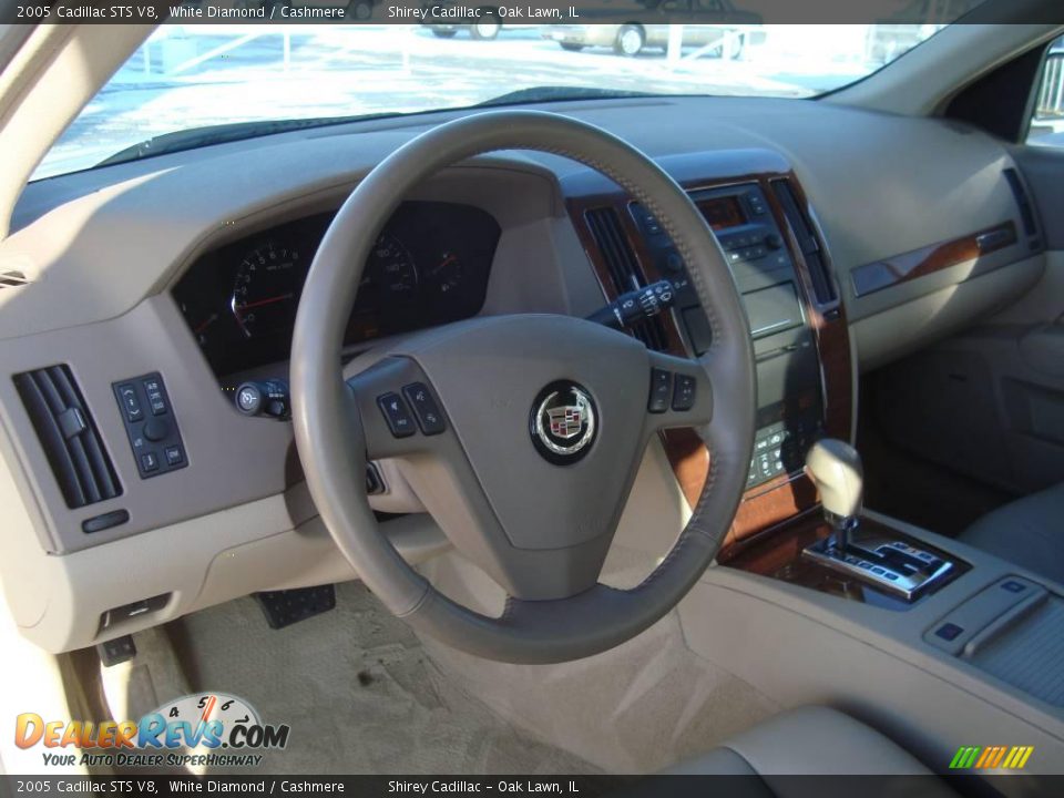 2005 Cadillac STS V8 White Diamond / Cashmere Photo #10