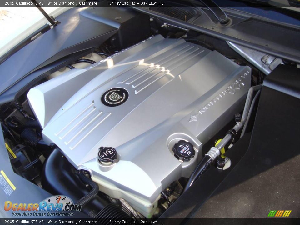 2005 Cadillac STS V8 White Diamond / Cashmere Photo #16