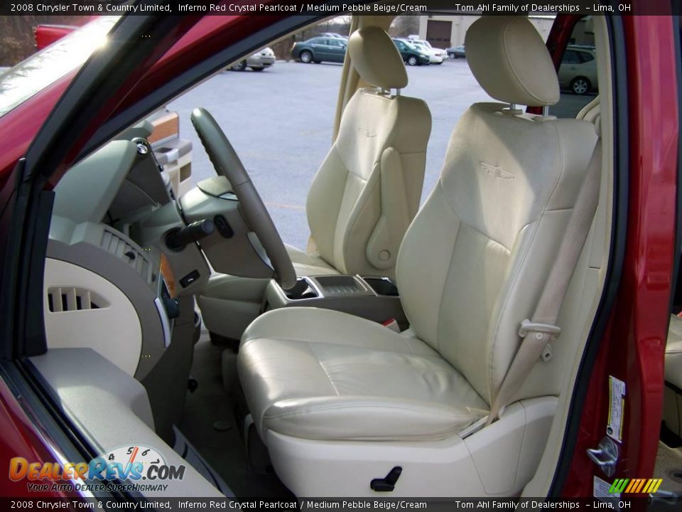 2008 Chrysler Town & Country Limited Inferno Red Crystal Pearlcoat / Medium Pebble Beige/Cream Photo #9