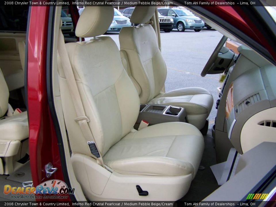 2008 Chrysler Town & Country Limited Inferno Red Crystal Pearlcoat / Medium Pebble Beige/Cream Photo #14
