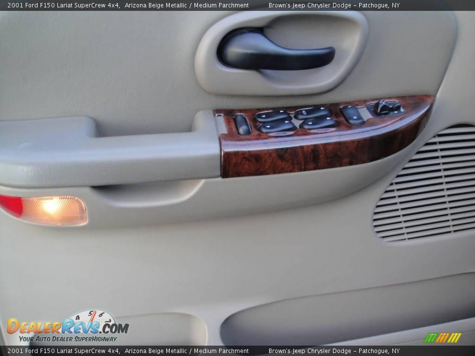 2001 Ford F150 Lariat SuperCrew 4x4 Arizona Beige Metallic / Medium Parchment Photo #8