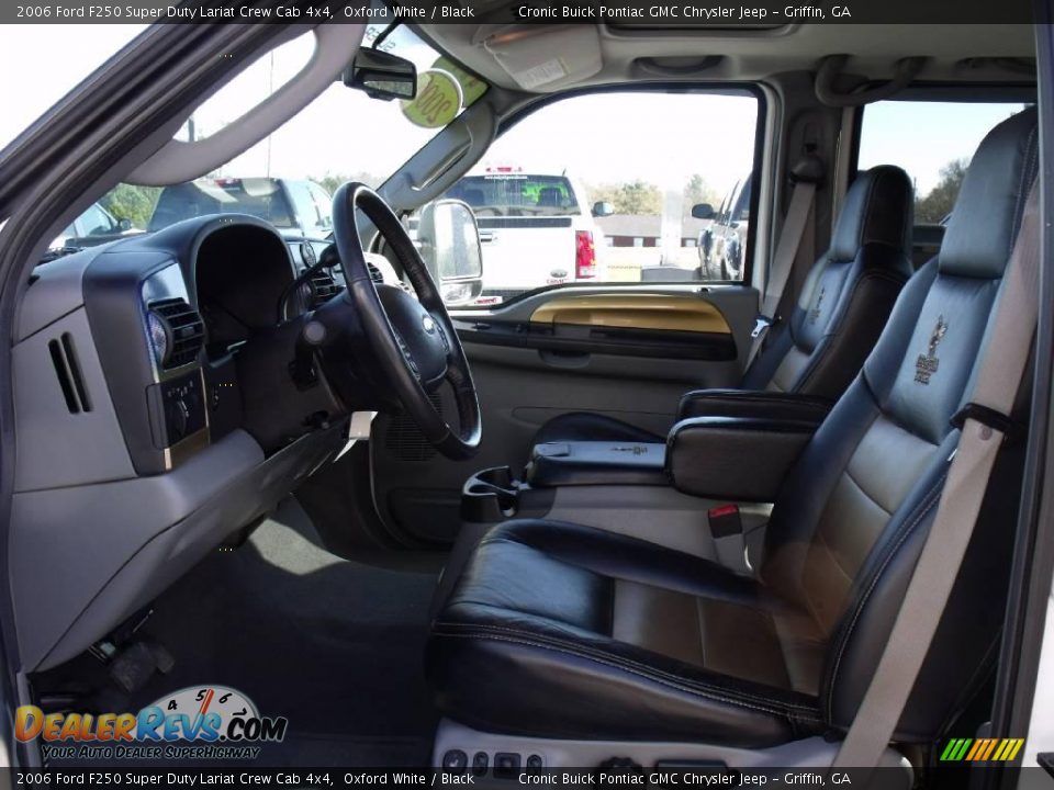 2006 Ford F250 Super Duty Lariat Crew Cab 4x4 Oxford White / Black Photo #15