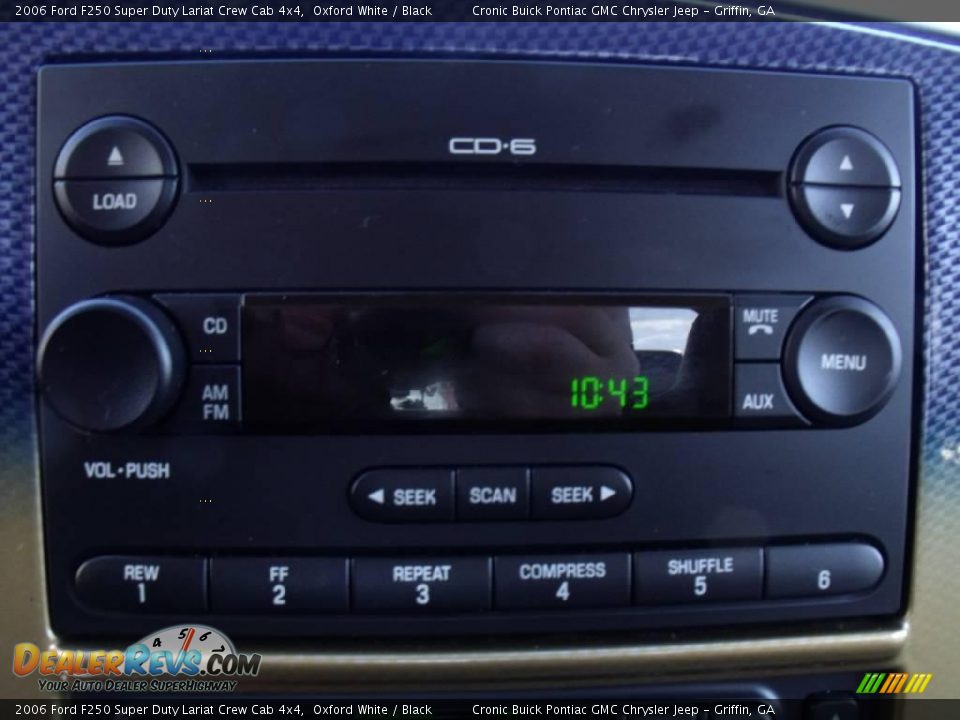 2006 Ford F250 Super Duty Lariat Crew Cab 4x4 Oxford White / Black Photo #29