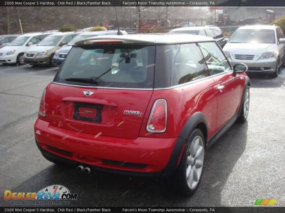 2006 Mini Cooper S Hardtop Chili Red / Black/Panther Black Photo #4