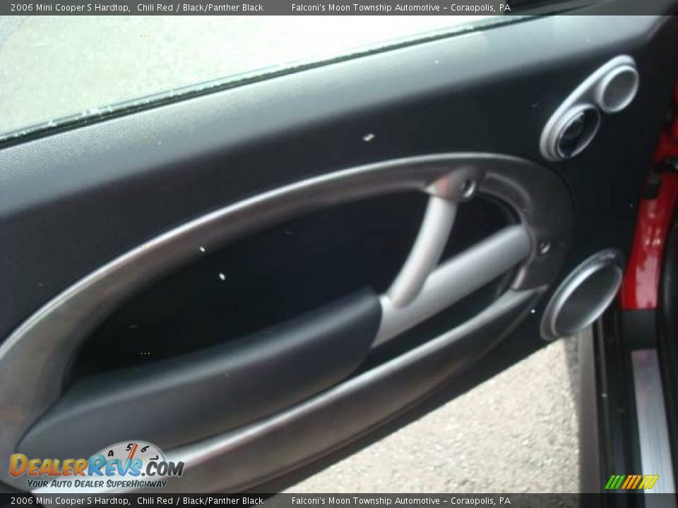2006 Mini Cooper S Hardtop Chili Red / Black/Panther Black Photo #11