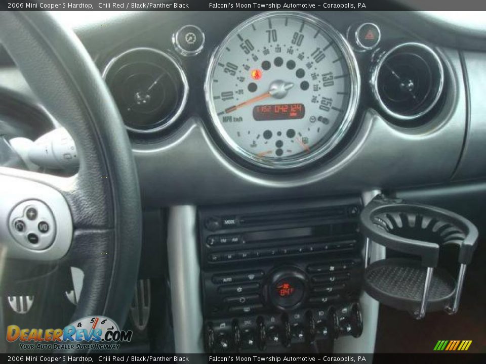 2006 Mini Cooper S Hardtop Chili Red / Black/Panther Black Photo #13