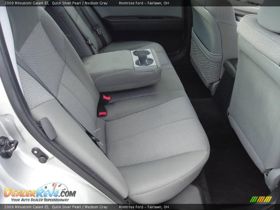2009 Mitsubishi Galant ES Quick Silver Pearl / Medium Gray Photo #14