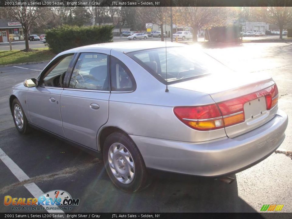 2001 Saturn L Series L200 Sedan Bright Silver / Gray Photo #4