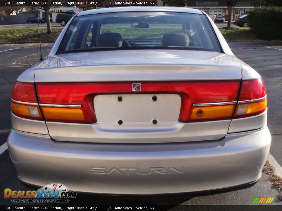2001 Saturn L Series L200 Sedan Bright Silver / Gray Photo #5