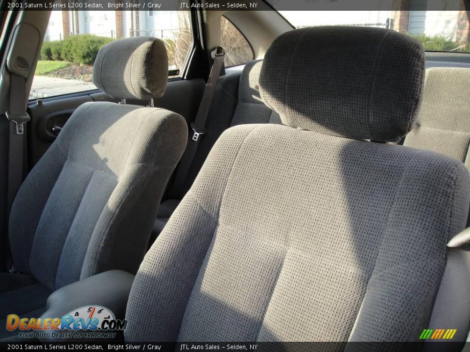 2001 Saturn L Series L200 Sedan Bright Silver / Gray Photo #11