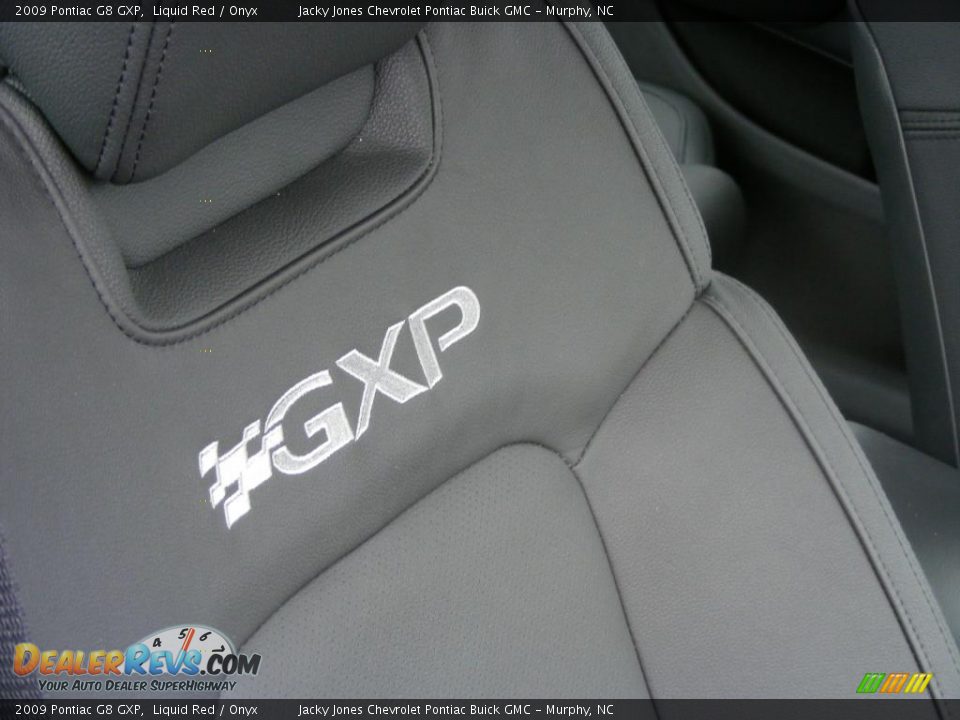 2009 Pontiac G8 GXP Logo Photo #9
