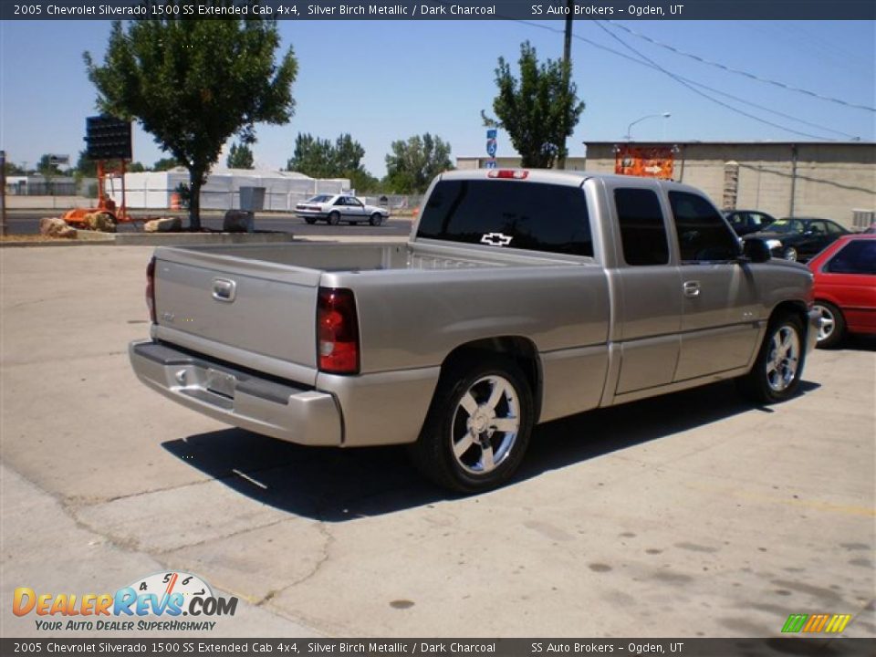 2005 Chevrolet Silverado 1500 SS Extended Cab 4x4 Silver Birch Metallic / Dark Charcoal Photo #6