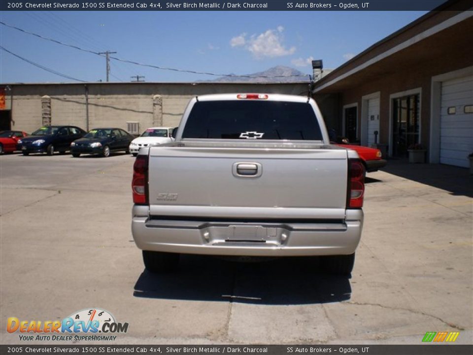 2005 Chevrolet Silverado 1500 SS Extended Cab 4x4 Silver Birch Metallic / Dark Charcoal Photo #7