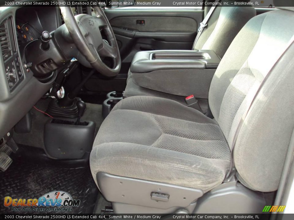 2003 Chevrolet Silverado 2500HD LS Extended Cab 4x4 Summit White / Medium Gray Photo #4