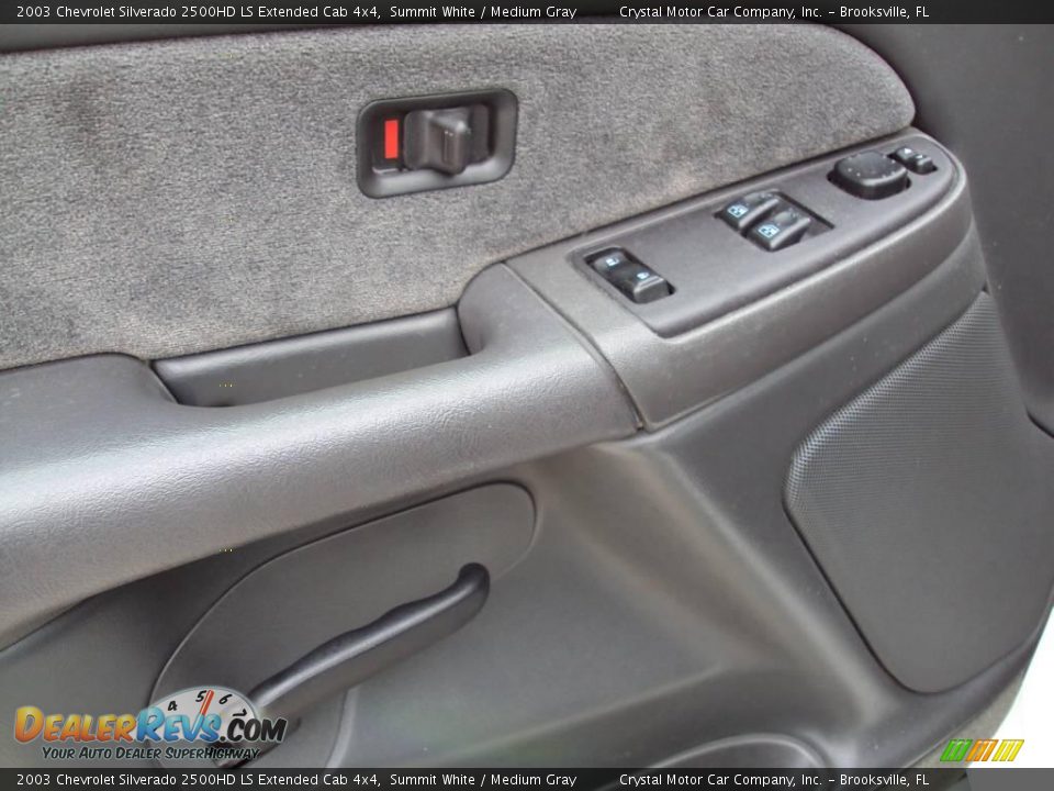 2003 Chevrolet Silverado 2500HD LS Extended Cab 4x4 Summit White / Medium Gray Photo #16