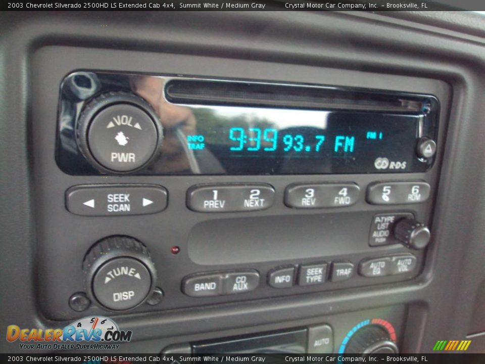 2003 Chevrolet Silverado 2500HD LS Extended Cab 4x4 Summit White / Medium Gray Photo #18
