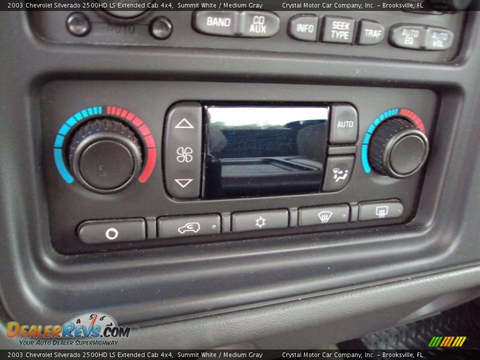 2003 Chevrolet Silverado 2500HD LS Extended Cab 4x4 Summit White / Medium Gray Photo #19