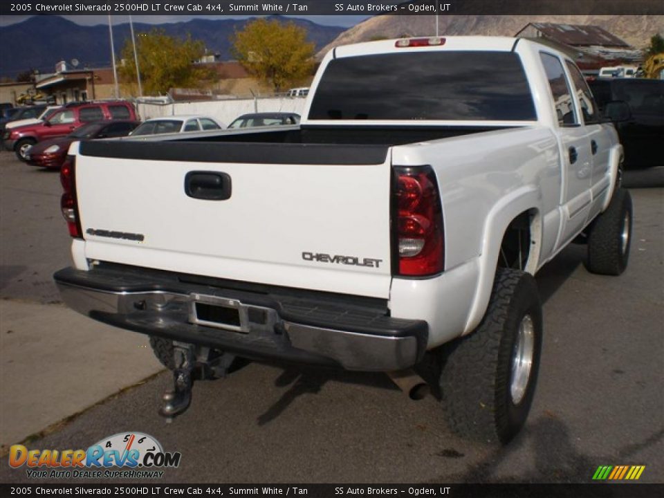 2005 Chevrolet Silverado 2500HD LT Crew Cab 4x4 Summit White / Tan Photo #6