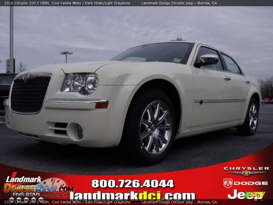 2010 Chrysler 300 C HEMI Cool Vanilla White / Dark Khaki/Light Graystone Photo #1