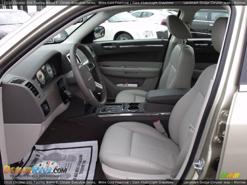 2010 Chrysler 300 Touring Walter P. Chryler Executive Series White Gold Pearlcoat / Dark Khaki/Light Graystone Photo #7