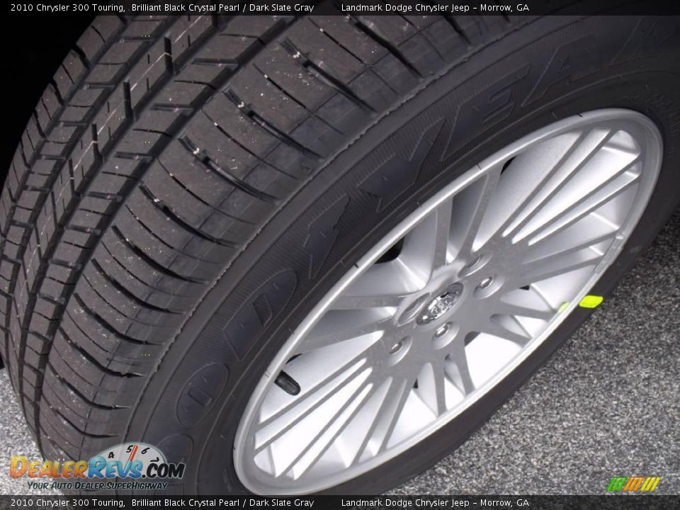 2010 Chrysler 300 Touring Brilliant Black Crystal Pearl / Dark Slate Gray Photo #14