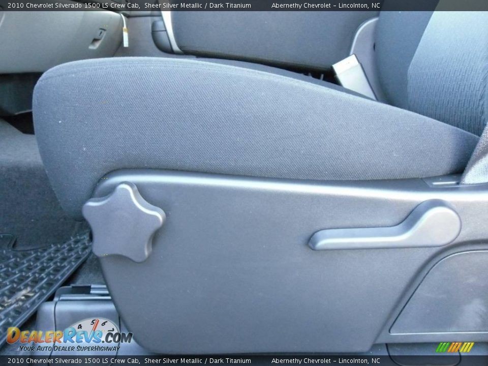 2010 Chevrolet Silverado 1500 LS Crew Cab Sheer Silver Metallic / Dark Titanium Photo #9