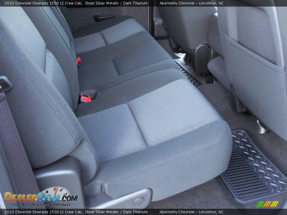 2010 Chevrolet Silverado 1500 LS Crew Cab Sheer Silver Metallic / Dark Titanium Photo #12