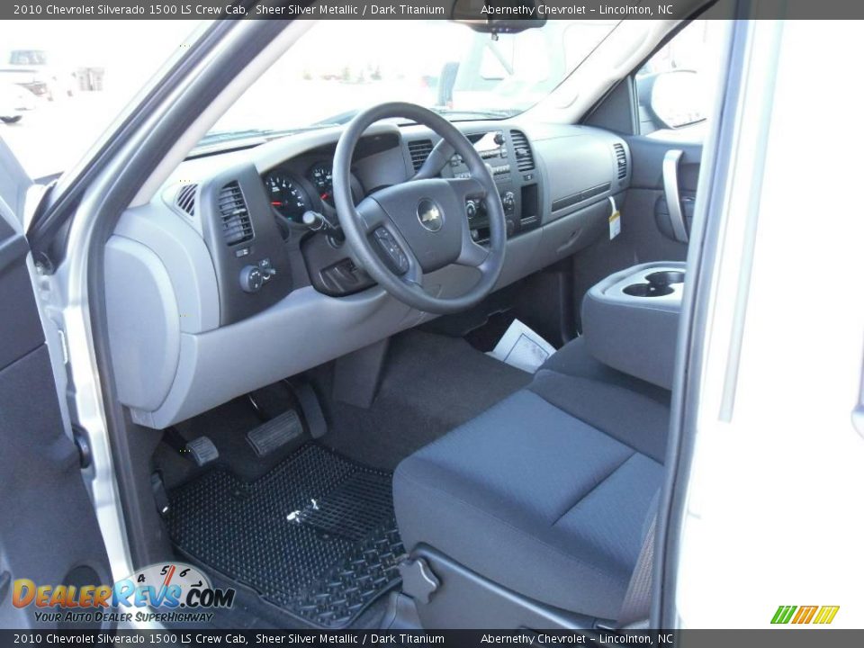 2010 Chevrolet Silverado 1500 LS Crew Cab Sheer Silver Metallic / Dark Titanium Photo #24