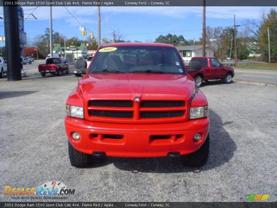 2001 Dodge Ram 1500 Sport Club Cab 4x4 Flame Red / Agate Photo #2