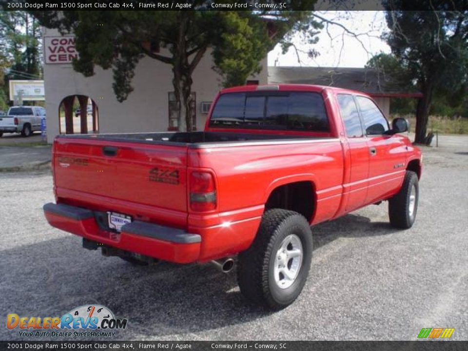 2001 Dodge Ram 1500 Sport Club Cab 4x4 Flame Red / Agate Photo #5