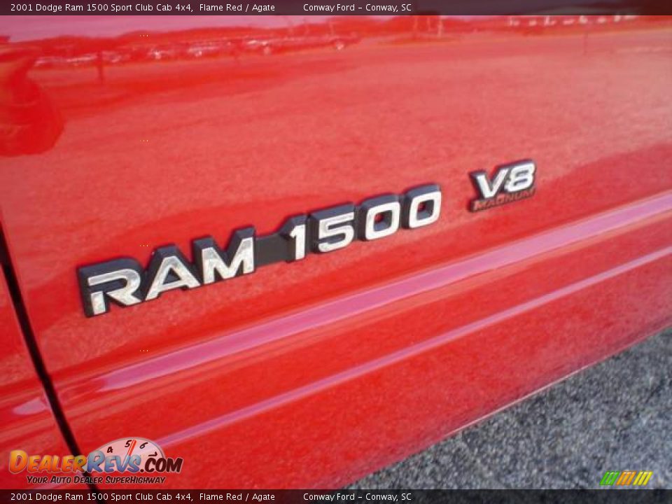 2001 Dodge Ram 1500 Sport Club Cab 4x4 Flame Red / Agate Photo #13