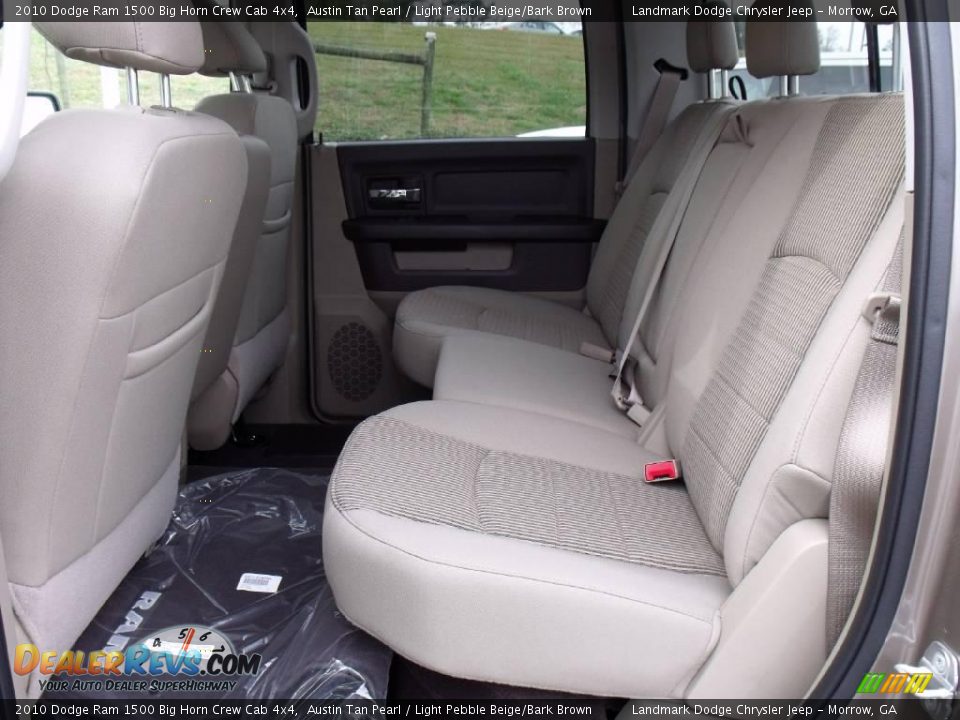 2010 Dodge Ram 1500 Big Horn Crew Cab 4x4 Austin Tan Pearl / Light Pebble Beige/Bark Brown Photo #8