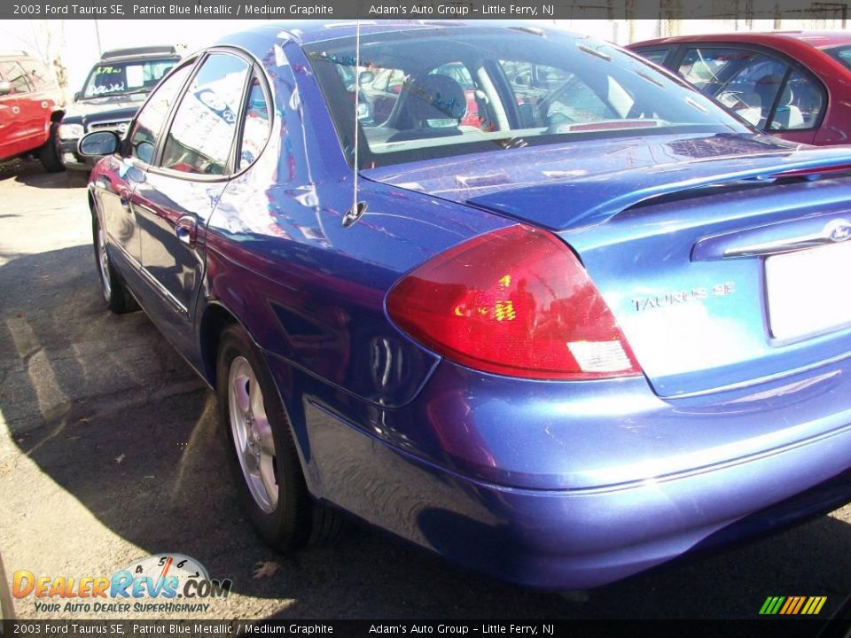 2003 Ford Taurus SE Patriot Blue Metallic / Medium Graphite Photo #6