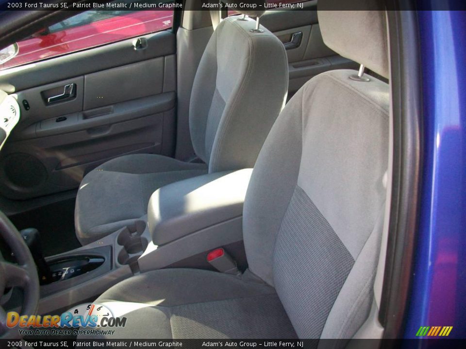 2003 Ford Taurus SE Patriot Blue Metallic / Medium Graphite Photo #13
