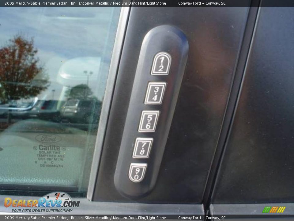 2009 Mercury Sable Premier Sedan Brilliant Silver Metallic / Medium Dark Flint/Light Stone Photo #10