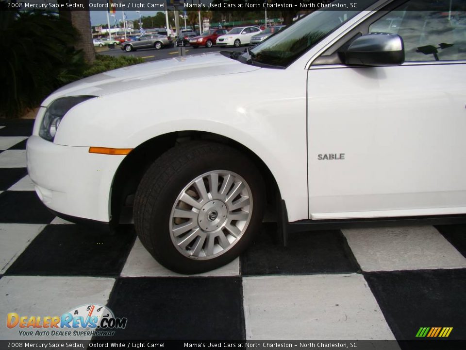 2008 Mercury Sable Sedan Oxford White / Light Camel Photo #30