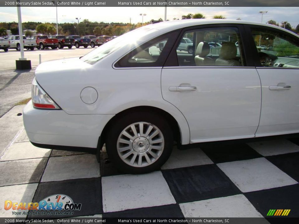2008 Mercury Sable Sedan Oxford White / Light Camel Photo #32