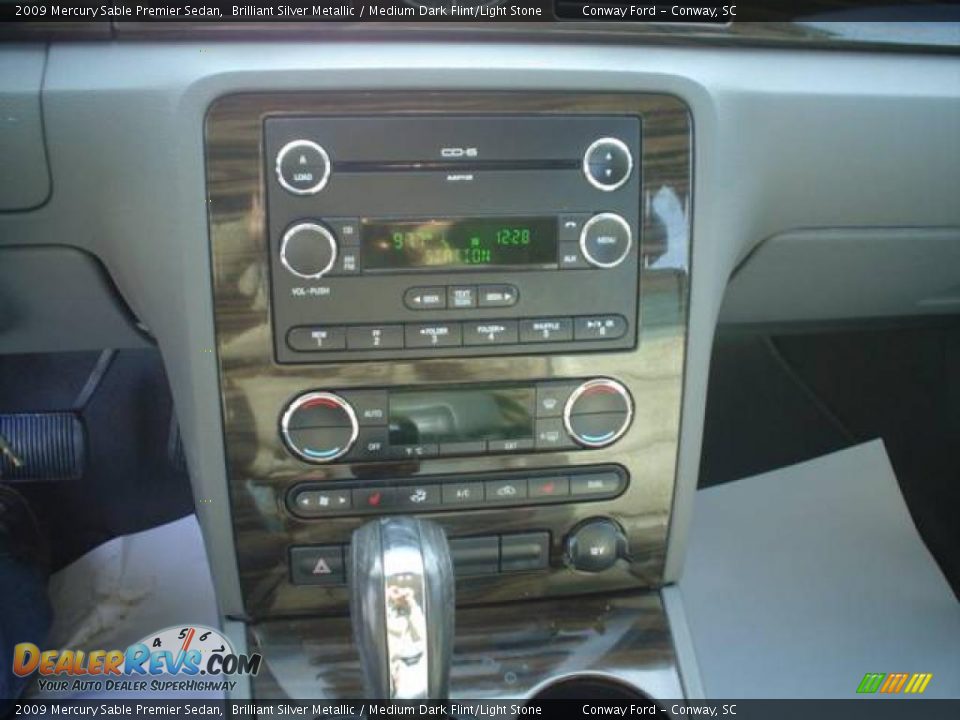 2009 Mercury Sable Premier Sedan Brilliant Silver Metallic / Medium Dark Flint/Light Stone Photo #24