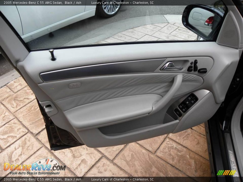 2005 Mercedes-Benz C 55 AMG Sedan Black / Ash Photo #5