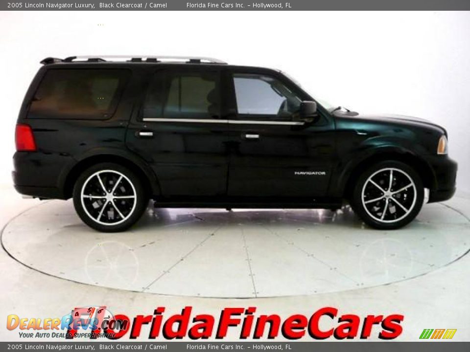 2005 Lincoln Navigator Luxury Black Clearcoat / Camel Photo #4