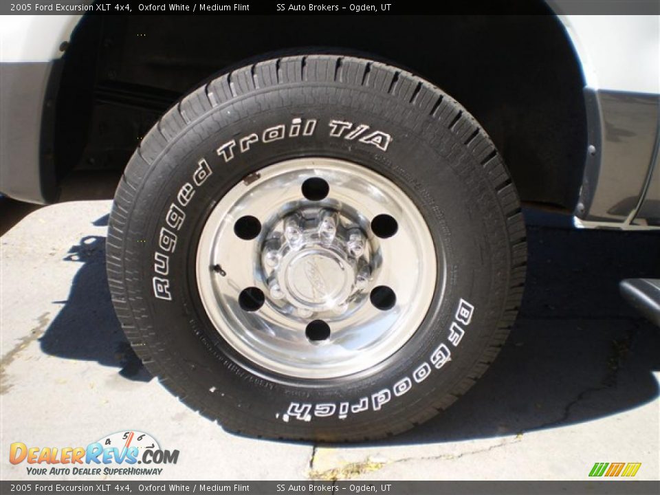 2005 Ford Excursion XLT 4x4 Oxford White / Medium Flint Photo #13