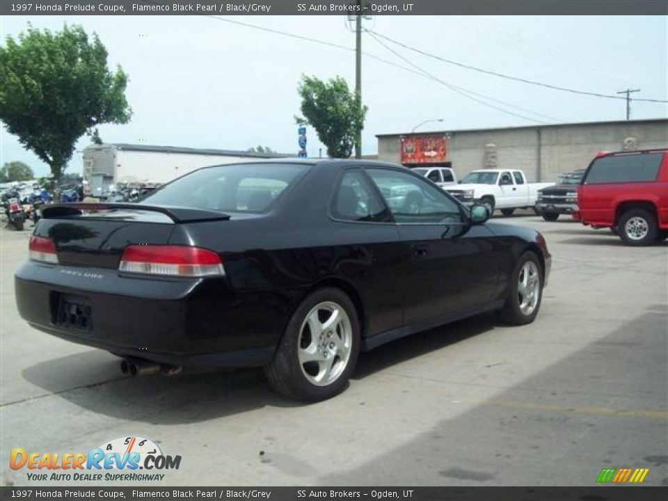 1997 Black honda prelude #2