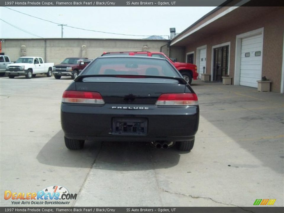 1997 Honda Prelude Coupe Flamenco Black Pearl / Black/Grey Photo #7