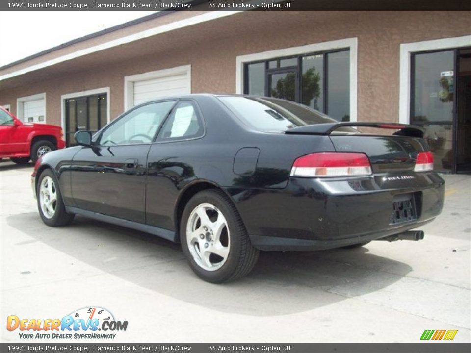 1997 Honda Prelude Coupe Flamenco Black Pearl / Black/Grey Photo #8
