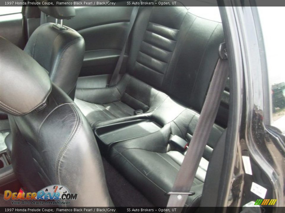 1997 Honda Prelude Coupe Flamenco Black Pearl / Black/Grey Photo #10