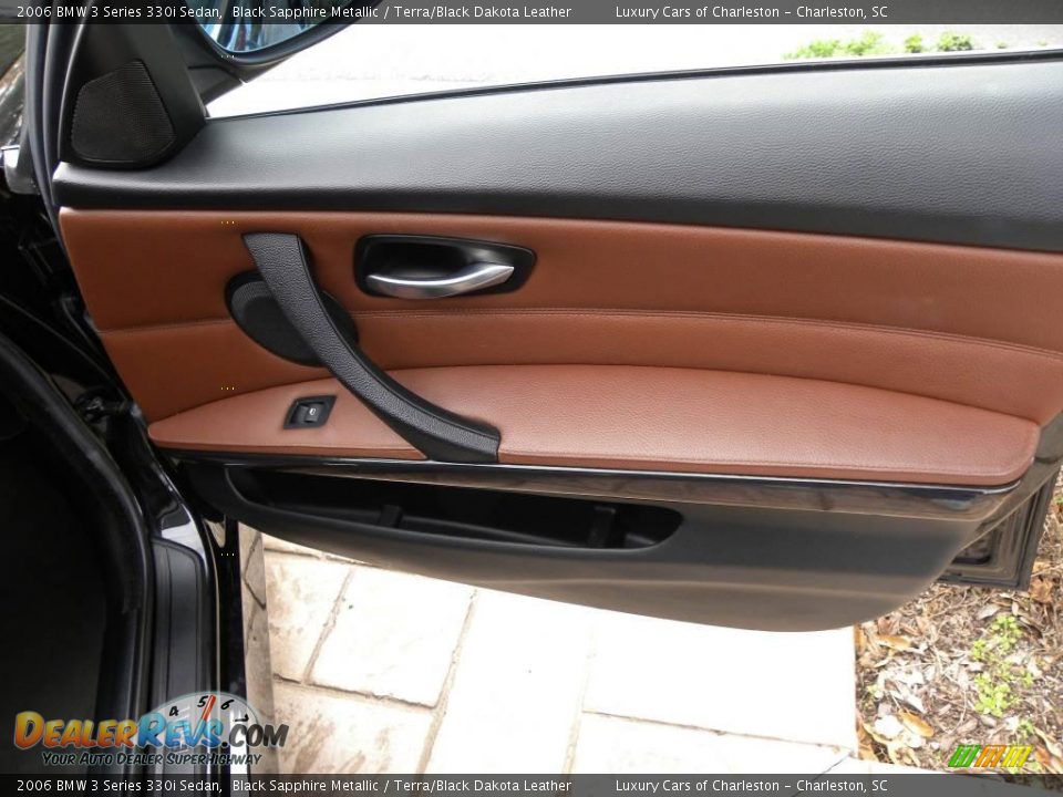 2006 BMW 3 Series 330i Sedan Black Sapphire Metallic / Terra/Black Dakota Leather Photo #12