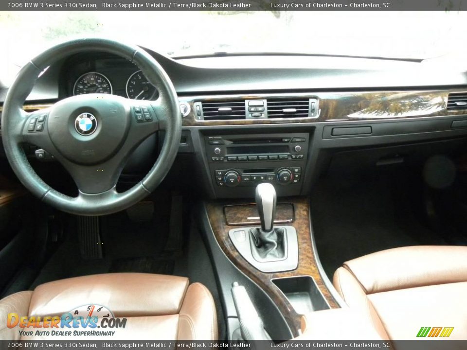 2006 BMW 3 Series 330i Sedan Black Sapphire Metallic / Terra/Black Dakota Leather Photo #15