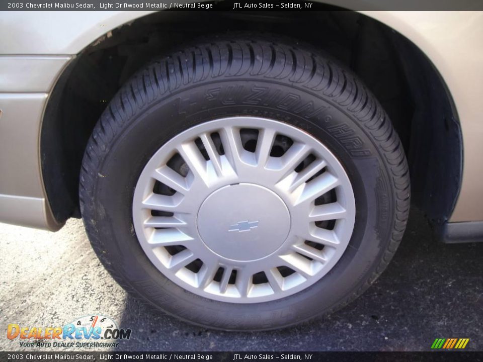 2003 Chevrolet Malibu Sedan Light Driftwood Metallic / Neutral Beige Photo #15