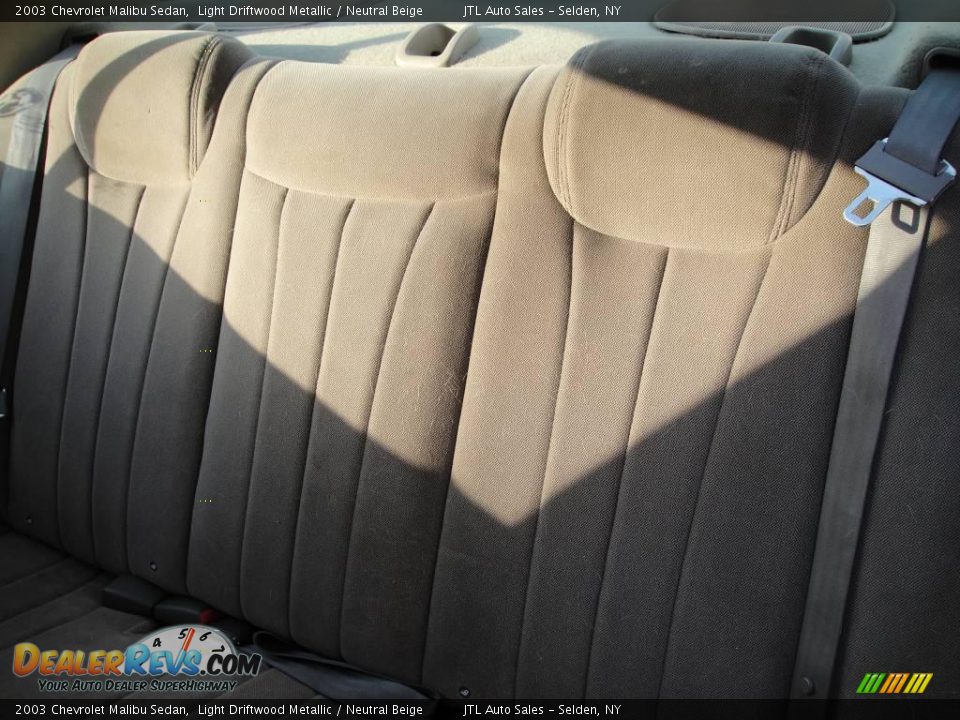 2003 Chevrolet Malibu Sedan Light Driftwood Metallic / Neutral Beige Photo #21