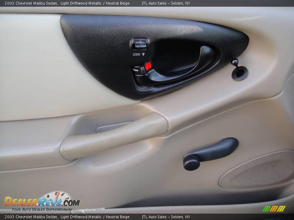 2003 Chevrolet Malibu Sedan Light Driftwood Metallic / Neutral Beige Photo #22